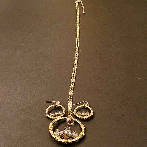 ✨HOST PICK!✨ NEW Gold-tone & Taupe Crystals Long Necklace and Earrings Set! - Picture 7 of 7